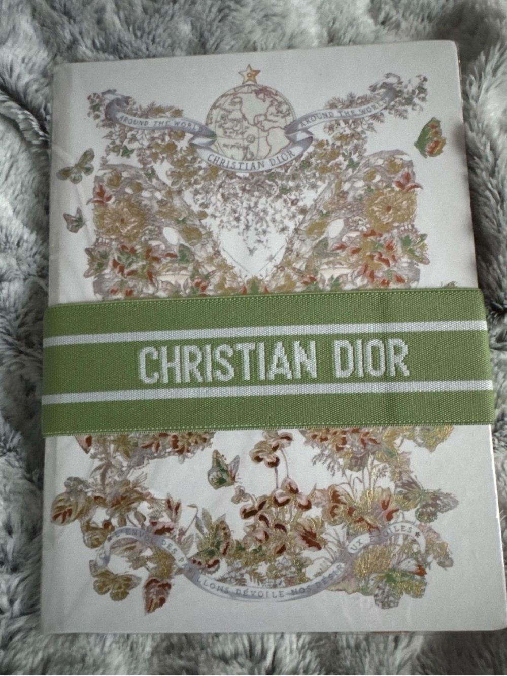 Christian Dior Around The World New Journal Green Ribbon